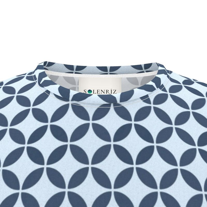 Rizzlly Aqua Crystal Weave T-Shirt | Solenriz - Rizzlly